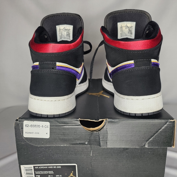 Jordan 1 Mid "Rivals" - Picture 6 of 11